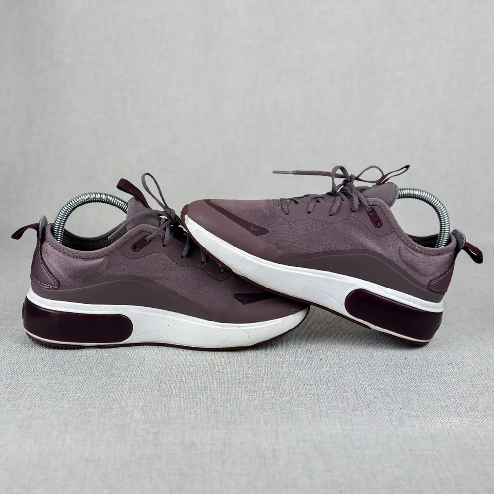 Nike Air Max Dia Women's Shoes Size 8 Color: Plum Eclipse/Black - Picture 3 of 13